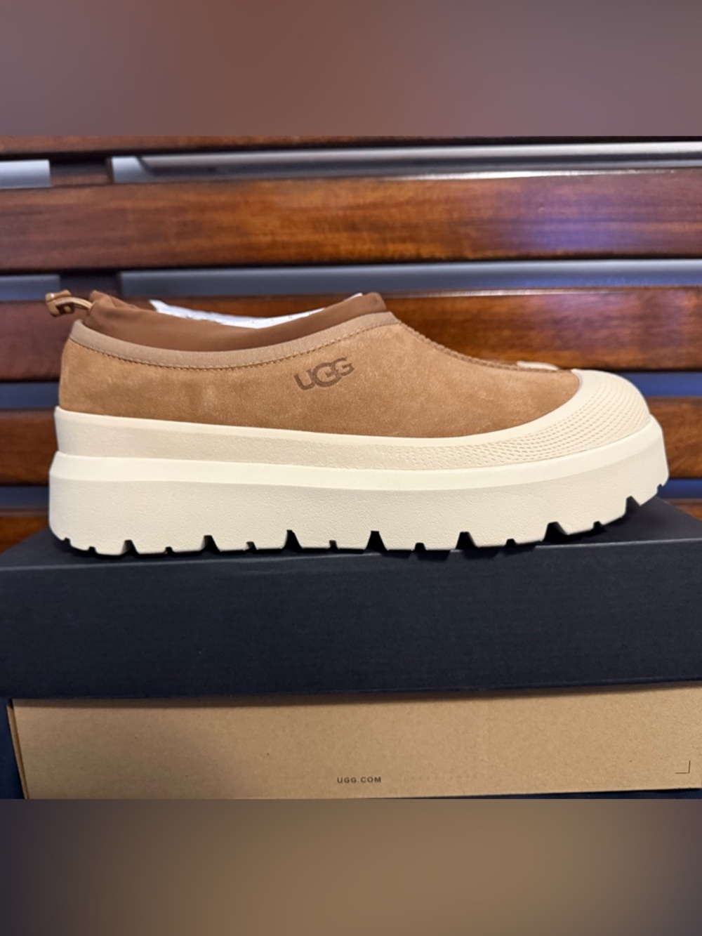 **SALE** **BRAND NEW** MEN’S UGG Tasman Weather Hybrid SIZE 12 (FIRM PRICE)